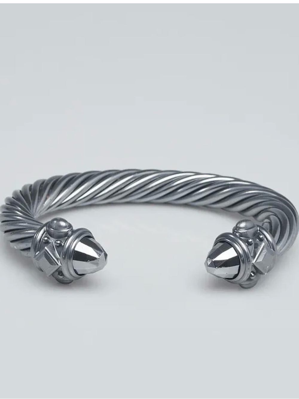 DAVID YURMAN
10mm Grey Aluminum Cable
Renaissance Bracelet